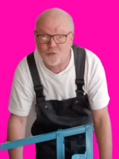 Colin Multimate Briquette Maker